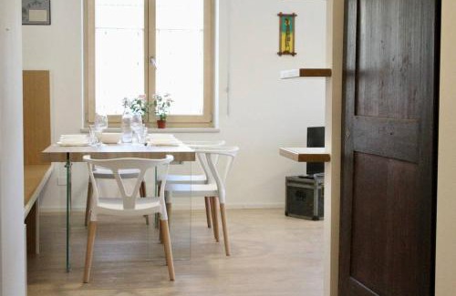 Tassullo Apartment | Pet-Friendly Casa del Tempo: Highly Rated Family Retreat