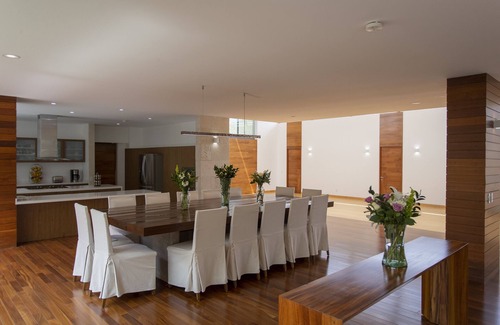 Valle de Atongo House | Casa del Valle: Cozy Retreat with Scenic Views & Family Friendly