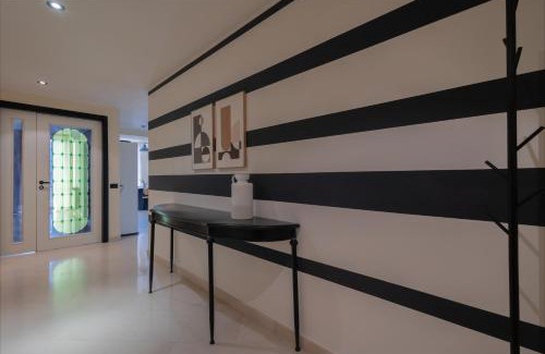 Canicatti Apartment | Family-Friendly Getaway at Casa del Vince - Rated 9/10