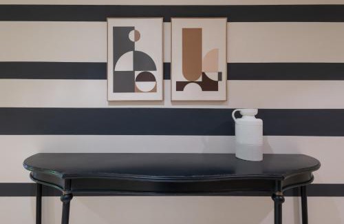 Canicatti Apartment | Family-Friendly Getaway at Casa del Vince - Rated 9/10