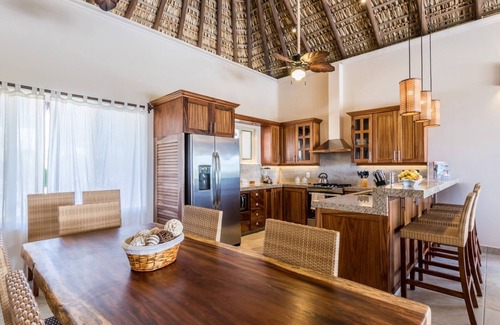 San Pedro Mixtepec Villa | Casa Delfin - Ocean View Villa with Private Pool Amenities