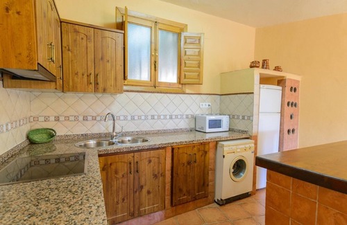 Orgiva Villa | Discover Casa Delia Órgiva: Pool, Spa & 9.8/10 Rating