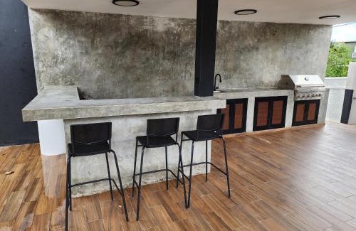 Santurce House | Ideal Casa Delizia: Oceanfront Retreat Near All Attractions