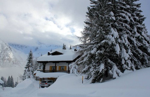 Vermiglio Apartment | Stambecco Apartment at Passo del Tonale - Pet Friendly Retreat