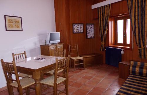 Aremogna Apartment | Discover Casa Dell'Orso: Family-Friendly Getaway with a 9.3 Rating