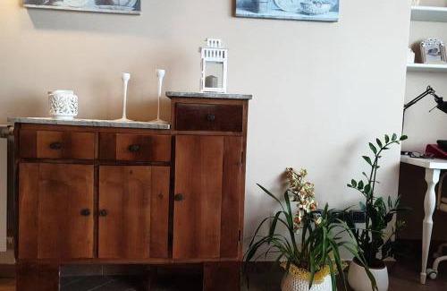 Predore House | Welcoming Casa della Cascata: Family-Friendly Retreat