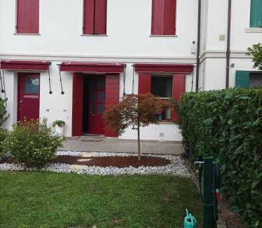 Conegliano House | Pet-Friendly Retreat at Casa della Magnolia - Rated 9.3/10