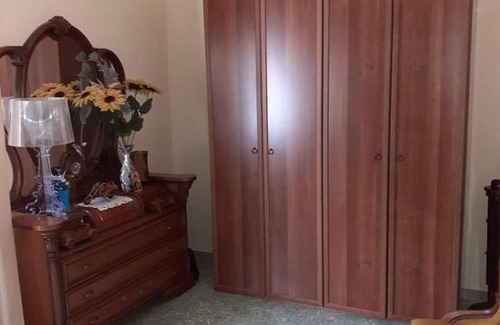Paceco Apartment | Cozy Casa della Pace: Family & Pet-Friendly Retreat