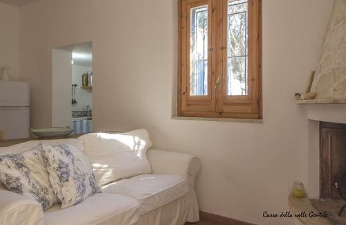Mattinata House | Pet-Friendly Stays at Casa della Valle Gentile - Rated 9/10