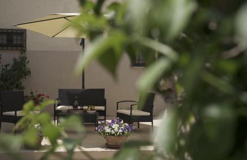 Caltanissetta Apartment | Family-Friendly Retreat at Casa delle Macine - Rated 9.8/10