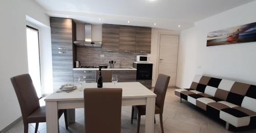 Feriolo Apartment | Stay at CASA DELLE ROSE 2 - Guest Rated 9.2/10
