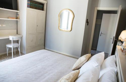 Bedizzole House | Highly Rated Casa dello Speziale with Kitchen Amenities