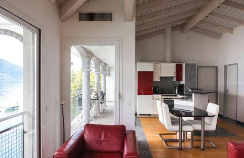 Brissago Apartment | Pet-Friendly Retreat at Casa Delphin App 1633 - Rated 9/10