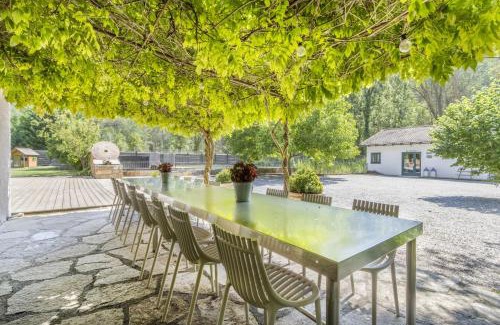 La Baronia de Rialb Villa | Pet-Friendly Retreat at Casa Dels Peixos - 4-Star Comfort