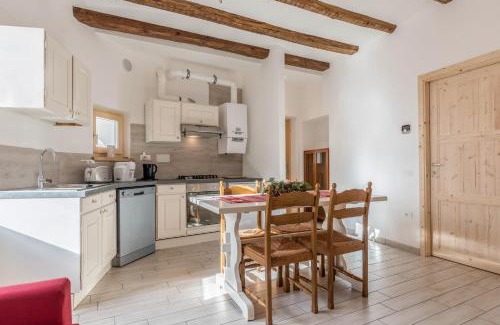 Segonzano Apartment | Pet-Friendly Getaway at Casa di Ada with High Guest Ratings