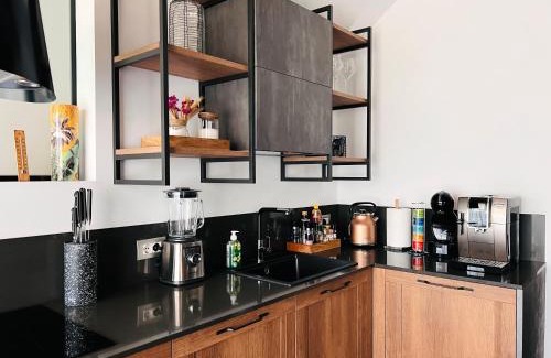Colombare Apartment | Experience Casa di Alex: 4-Star Stay with Ocean Views