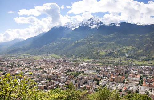 Aosta Apartment | Family-Friendly Stay at Casa di Alfredo e Virginia - Tiglio