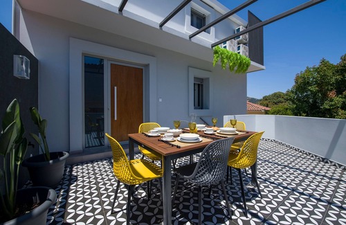 Alikianos House | Oceanfront Comfort at Casa di Camomilla with Pool Access