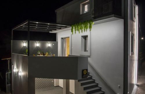 Alikianos House | Family-Friendly Stay at Casa Di Camomilla - Rated 10/10!