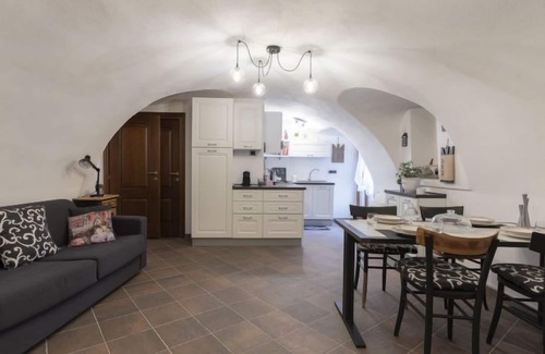 Dolceacqua Apartment | Beachfront Bliss at Casa di Cri Ma Maison – Rated 9.6/10