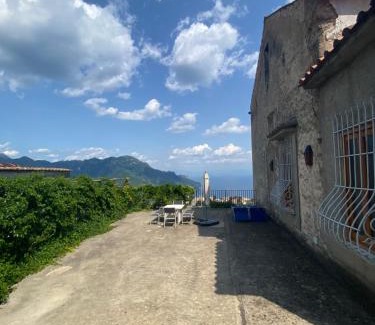 Scala House | Serene Escape at Casa di don Francesco with Ocean Views