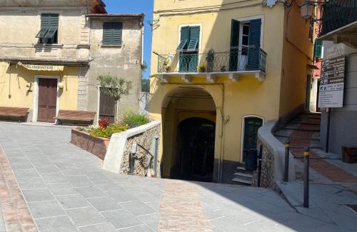Arcola Apartment | Kid-Friendly Getaway at Casa di Filippo - Rated 9.2/10