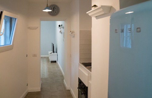 Municipio 1 House | Idyllic Casa di Flo: Your Home in Bari with Ocean Views