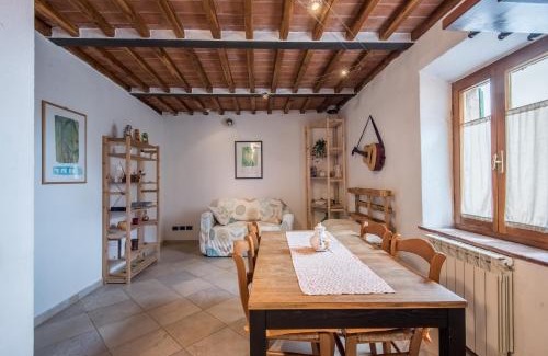 Chiusdino Apartment | Welcoming Casa di Franca in Historic San Galgano
