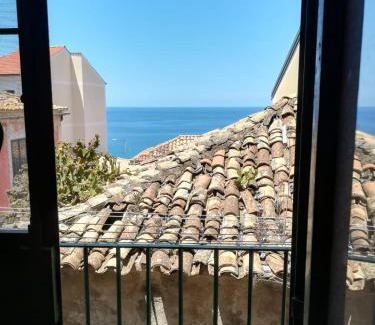 Pizzo Apartment | Discover Casa di Greta in Pizzo Centro Storico, Pet Friendly