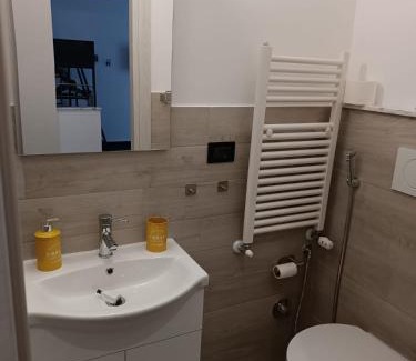 Pra' Apartment | Discover Casa di Laura 2: Family-Friendly with Breakfast