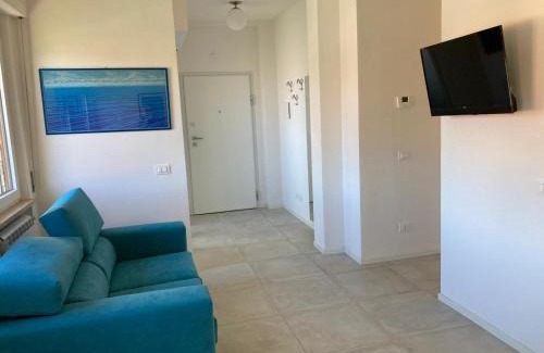 Piombino Apartment | Family-Friendly Getaway at Casa di Lina - Rated 10/10!