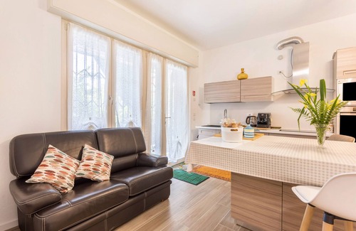 Brugherio Apartment | Casa di lux e max - sub 701