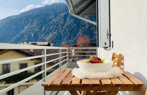 Carisolo Apartment | Family-Friendly Retreat at Casa di Maggie 2 - Guest Rated 9.1