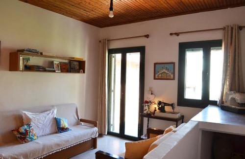Aleimmatades House | Family-Friendly Retreat at Casa Di Mama - Rated 9.1/10
