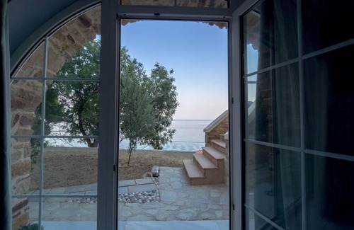 Vrontados Apartment | Experience Comfort at Casa di Mare for Your Next Getaway