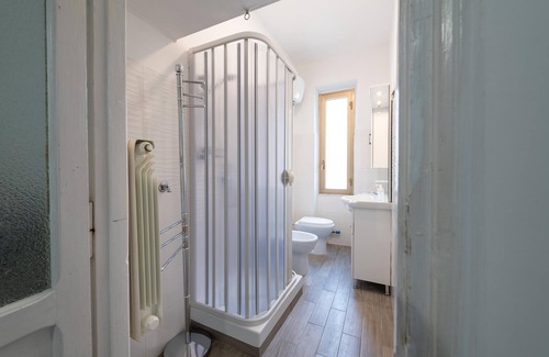 Camilluccia Apartment | Cozy Casa di Marianna e Vittorio with Breakfast Included