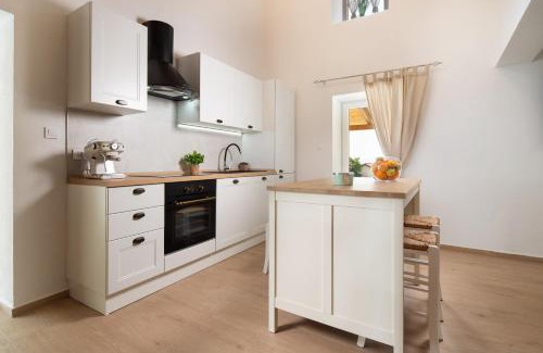 Bribir Apartment | Casa Di Nika private heated pool and jacu - Happy Rentals