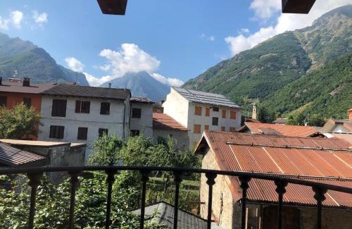 Entracque Apartment | Family-Friendly Stay at Casa di Nonna - Rated 9.4/10