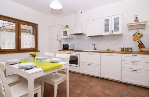 Cividale del Friuli House | Oceanfront Getaway: Casa di Nonno - Guest Rated 9.8