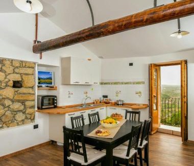 Motta Camastra House | Exceptional Stay at Casa di Nonno Mariano with Restaurant