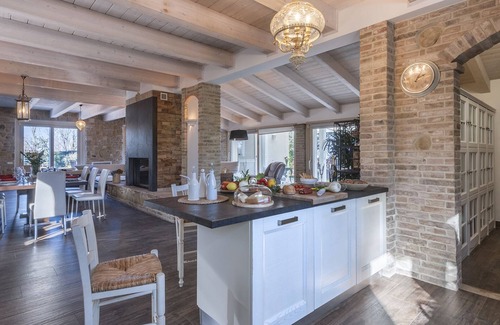 Vallefoglia Villa | Relax at Casa di Palì 8 with Pool, Spa & Pet Friendly