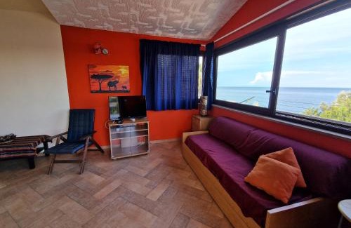 Costa Saracena-Castelluccio House | Cozy Casa di Poseidone: Oceanfront Stay with Private Beach