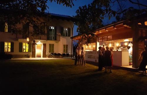 Cantarana House | Discover Casa di Yorik: Pet Friendly Oasis with Pool & Hot Tub