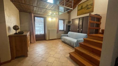 Aymavilles House | Casa Dialley: Oceanfront Retreat with Hot Tub & Pet Friendly