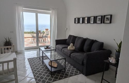 Marina Grande Apartment | Sea Breeze Retreat: Casa Dilà with Oceanfront Views