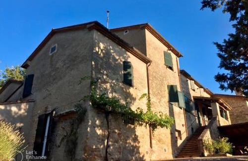 Bivio Lugnano House | Discover Casa Dinda: Oceanfront Retreat with Pool & Pet-Friendly