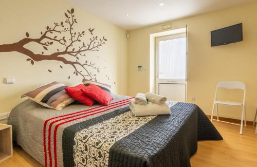 Bico House | Stunning Casa do Alto do Vez: Guest Rated 9.8 with Pool