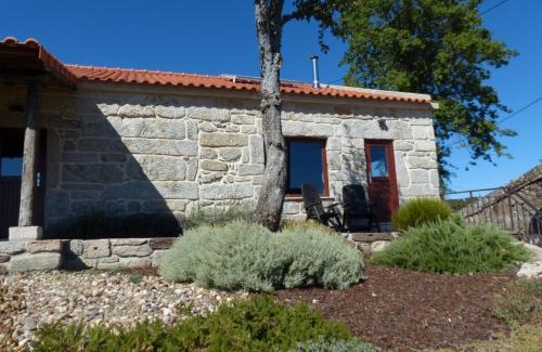 Montalegre House | Pet and Child Friendly Retreat at Casa do Alto Montalegre