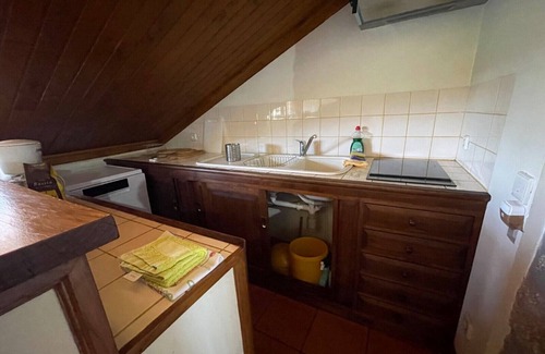 Portela Apartment | Top-Rated Casa do Alto with Pool & Ocean View in Braga