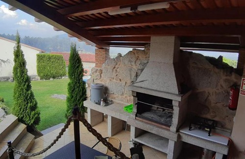 Vilaboa House | Pet-Friendly Casa do Americano: Rated 9.6/10, Family Fun!